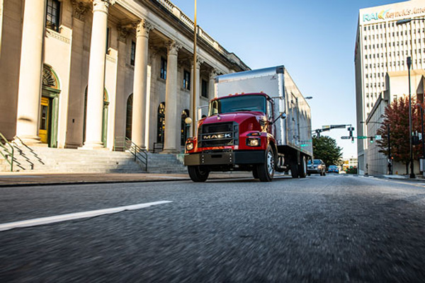 Mack Trucks Showcased MD7 And Anthem Models To Expocam 2021