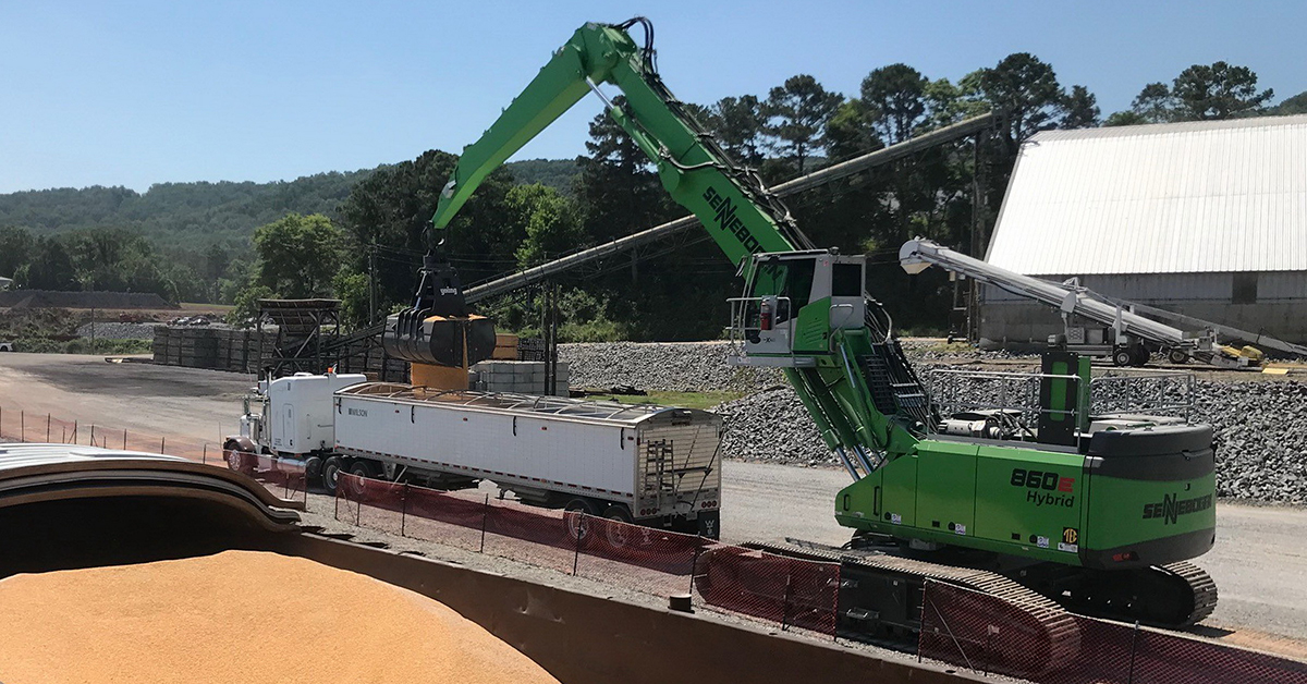 Sennebogen 860 Puts Guntersville Terminal On The Cutting Edge