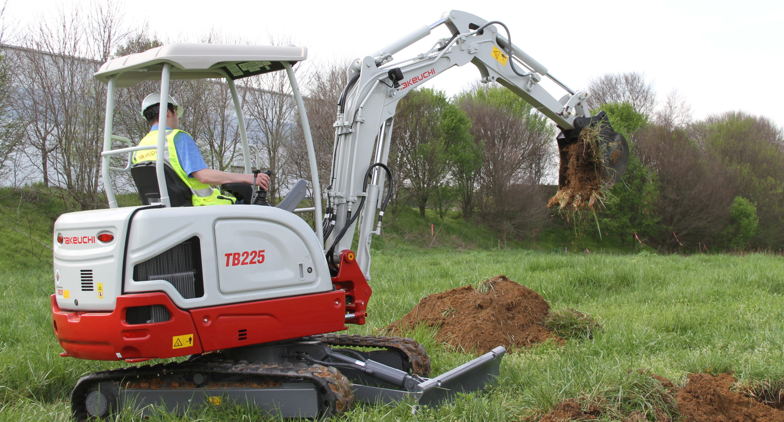 Takeuchi Announces TB225 Compact Excavator